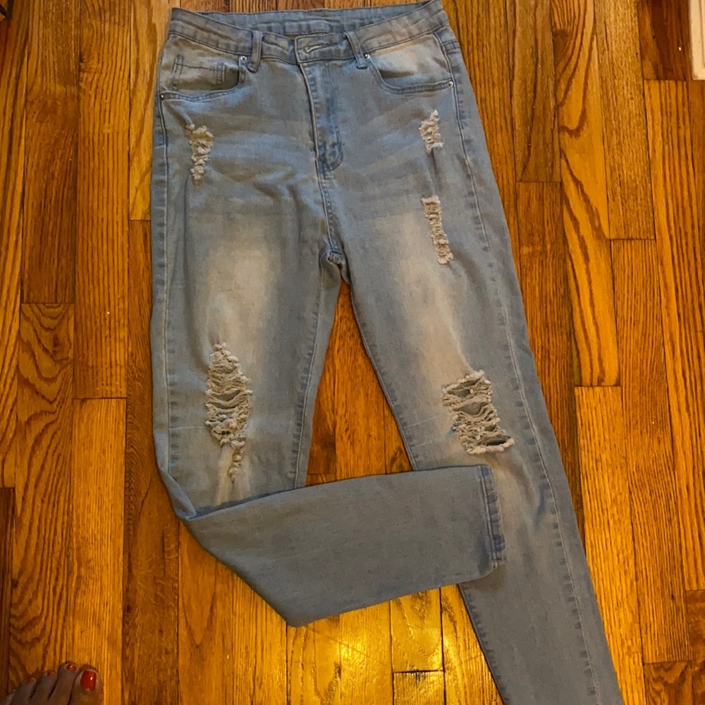 🔥Distressed skinny jeans